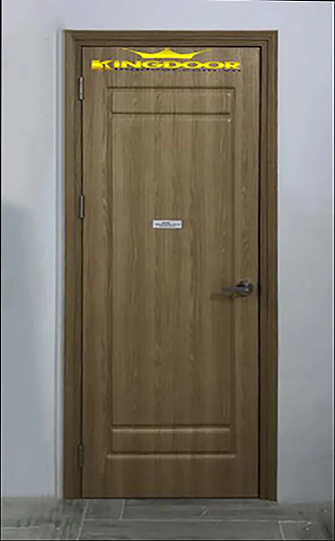 Cua-nhua-Dai-Loan-Duc