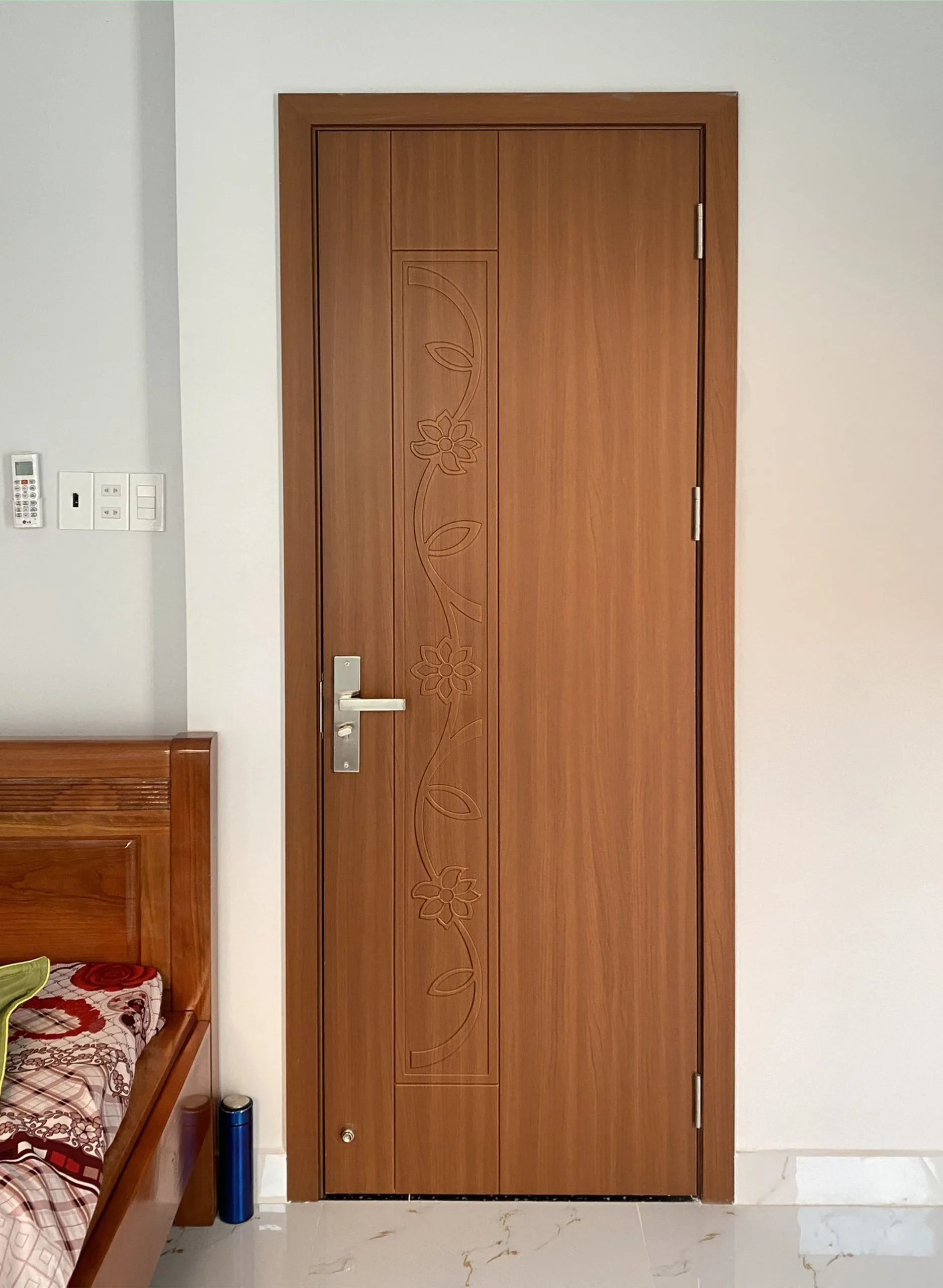 mẫu cửa nhựa abs Hàn quốc