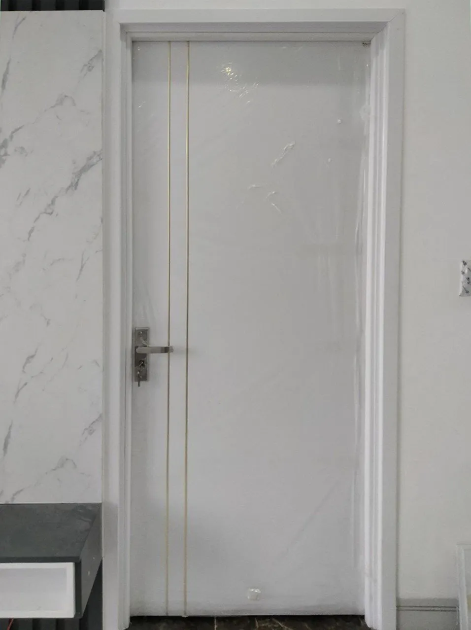 Mẫu cửa nhựa composite phủ da tại Bình Tân